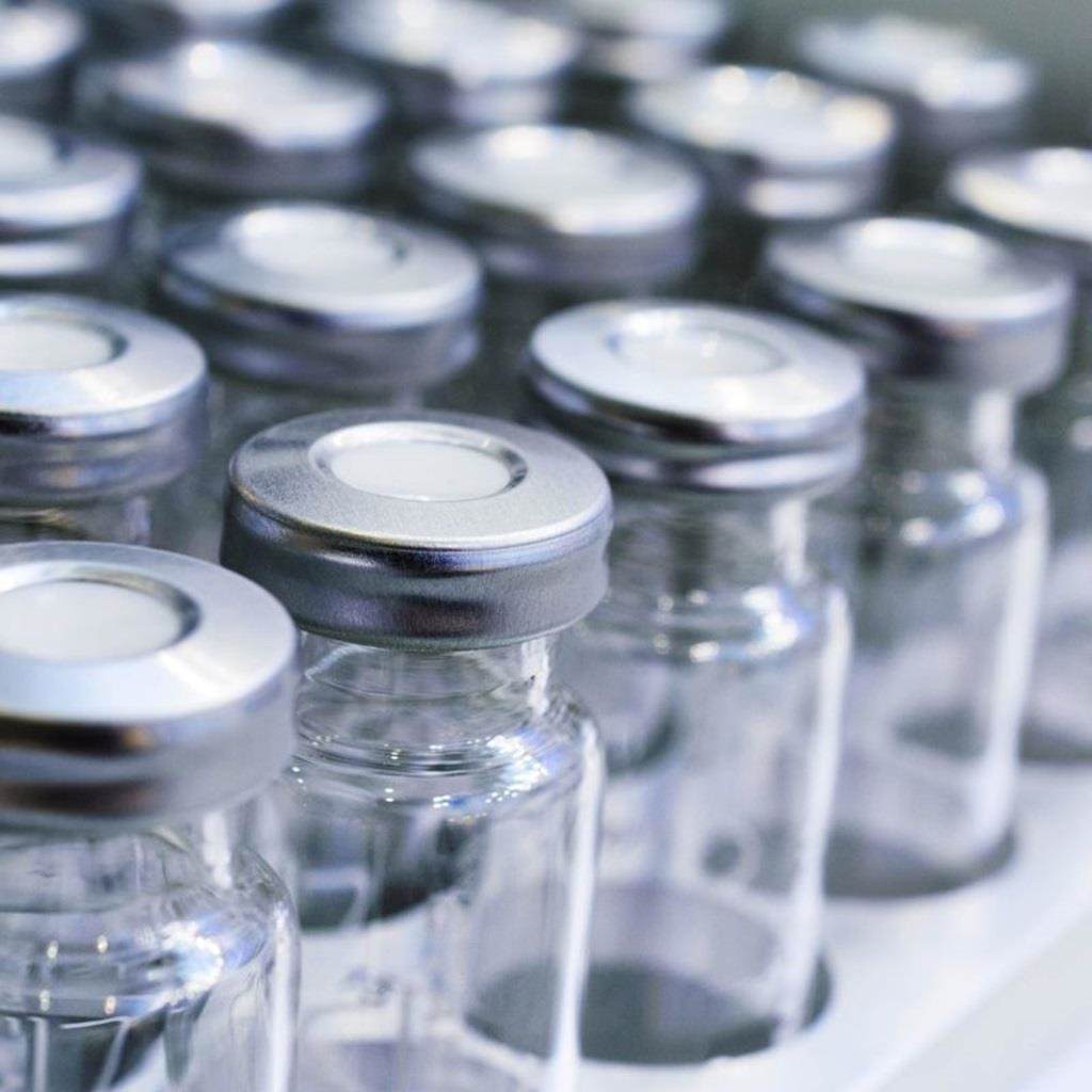 lab image of vials in a tray
